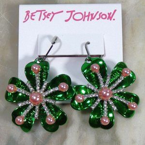 FUN! Green Flower Betsey Johnson Earrings- Enjoy your own style.